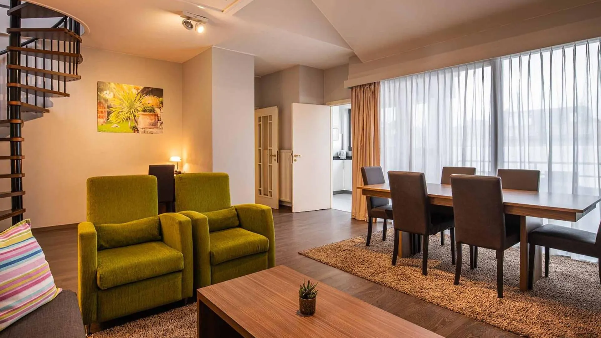 Thon Residence Florence Aparthotel Bruxelas 4*,  Bélgica