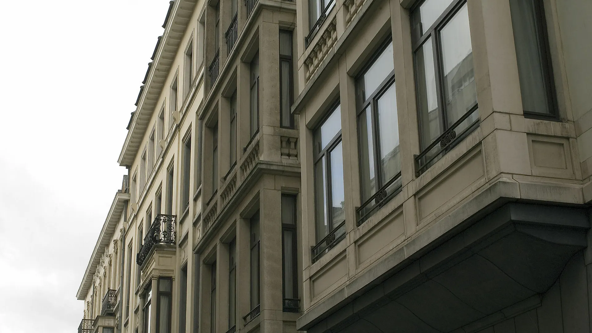 Thon Residence Florence Aparthotel Bruxelas Bélgica